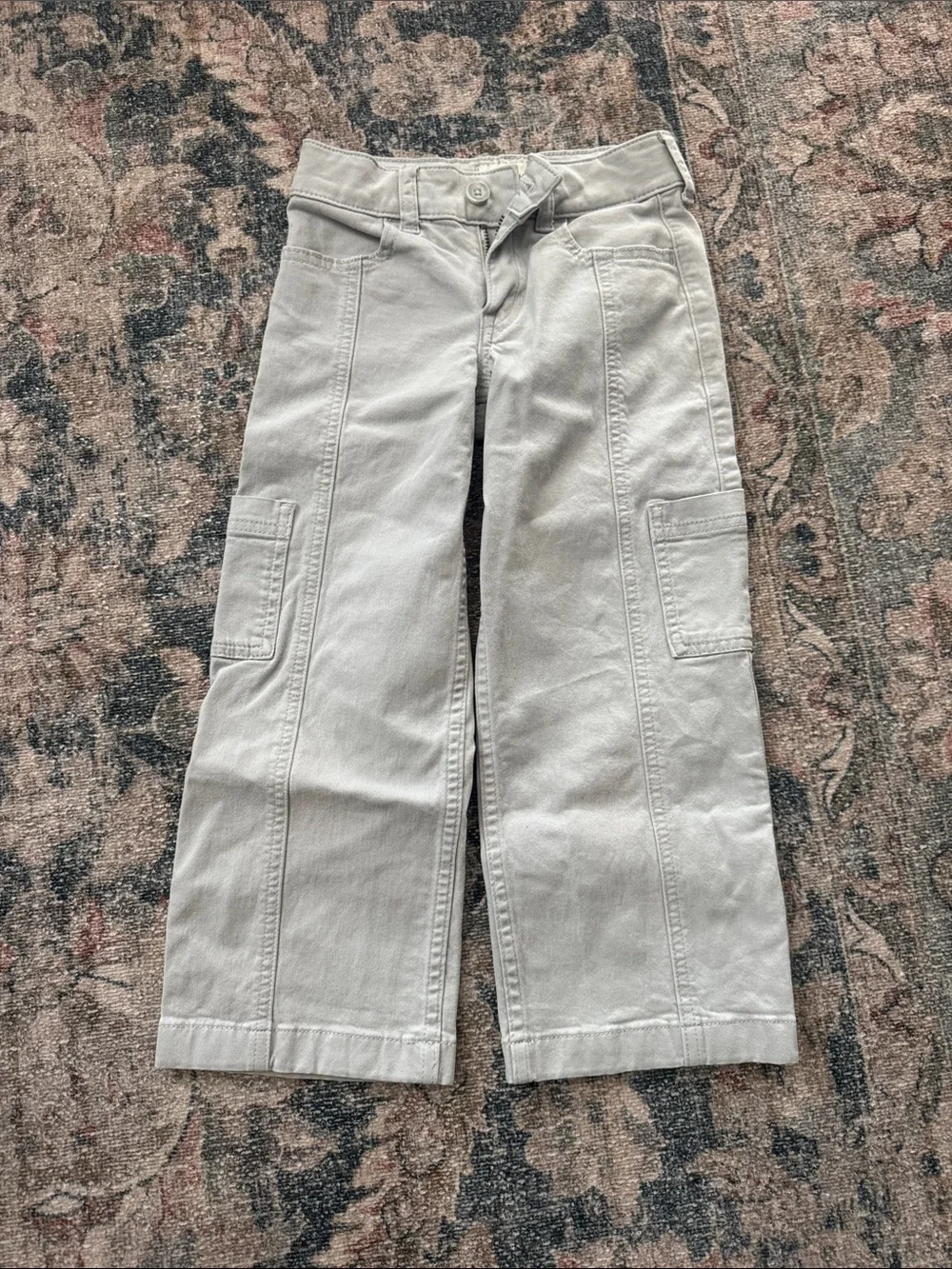 abercrombie kids Light Gray Cargo-Style Jeans